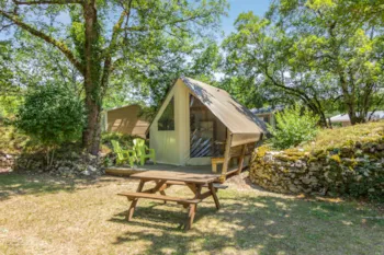 Mietunterkunft - Zelt Komfort - 2 Schlafzimmer - Keine Sanitäranlagen - Camping Domaine de la Faurie 