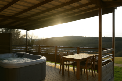 Mobil-home EXCLUSIF - 3 bedrooms - Jacuzzi & Valley View — 2