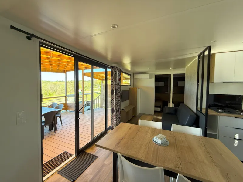 Mobil-Home Exclusif - 3 Chambres - Jacuzzi & Vue Vallée