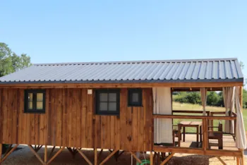Mietunterkunft - Hütte Etosha - Talblick - Camping Domaine de la Faurie 