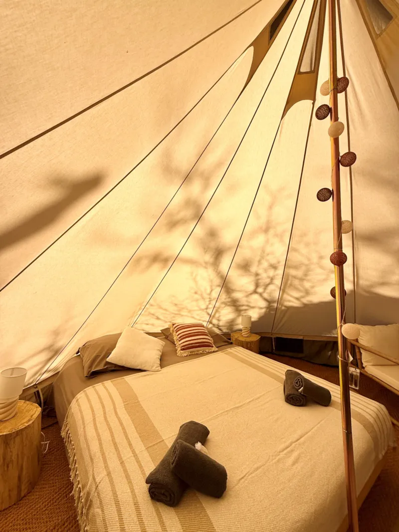 Tente Nomade Insolite - 1 Chambre - Avec Cuisine Et Sanitaire Privé