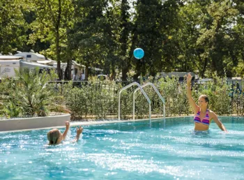 Pitch - Pitch Premium Pool - Aminess Maravea Camping Resort