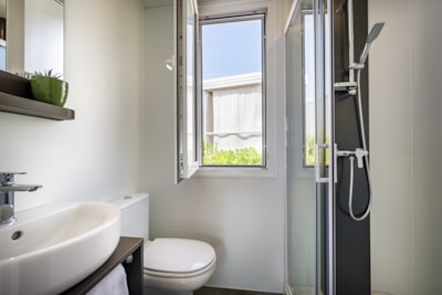Amber Sea Luxury Village - Pool Holiday Home — 5