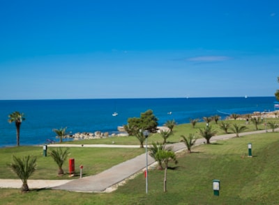 Pitch Luxury Sea View — 2
