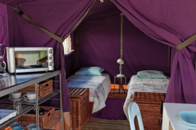 Freeflower Standard 37m² 2 rooms incl. covered terrace 13m² - without toilet blocks
