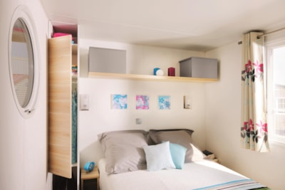 Mobil-Home Standard 31m² 3 bedrooms with half-covered terrace 7m² + TV