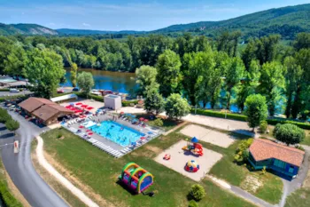 Flower Camping Les Ondines - Ucamping