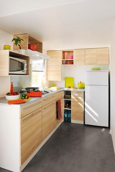 Mobil-Home Comfort 27m² 2 bedrooms + with half-covered terrace 18m² + TV + CLIM