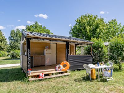 Mobitoile Standard 27m² 2 bedrooms + WC without bathroom - sheltered terrace