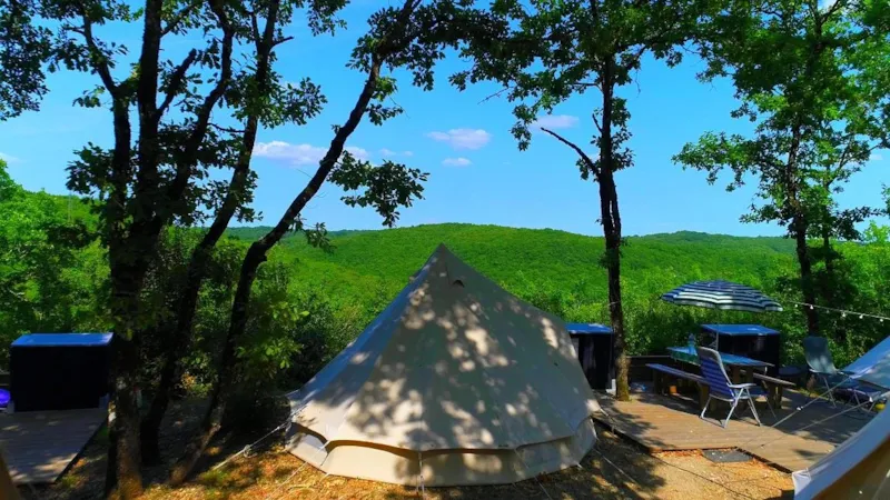 Tente Glamping - Deux Tentes Sur L'emplacement