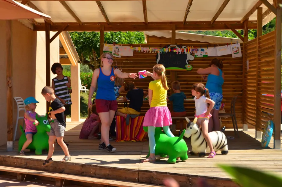 Camping Paradis Les Amarines