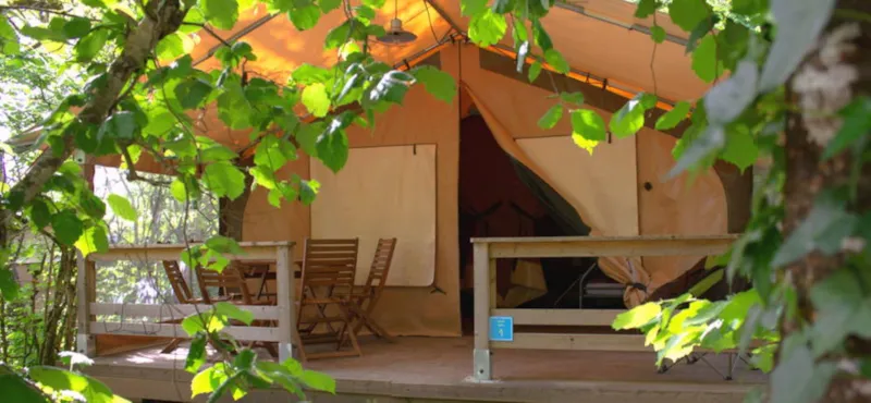 Tente Eden Standard 30M² 2 Chambres - Sans Sanitaires + Vue Sur Le Lot + Terrasse Couverte 11.5M²