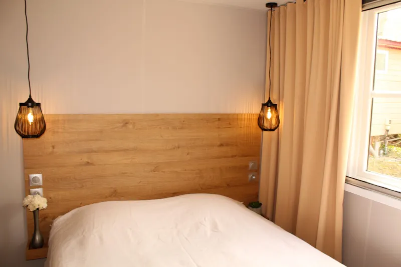 Mobil-Home Premium 30M² 2 Chambres + Terrasse 25M² - Tv - Clim - Spa