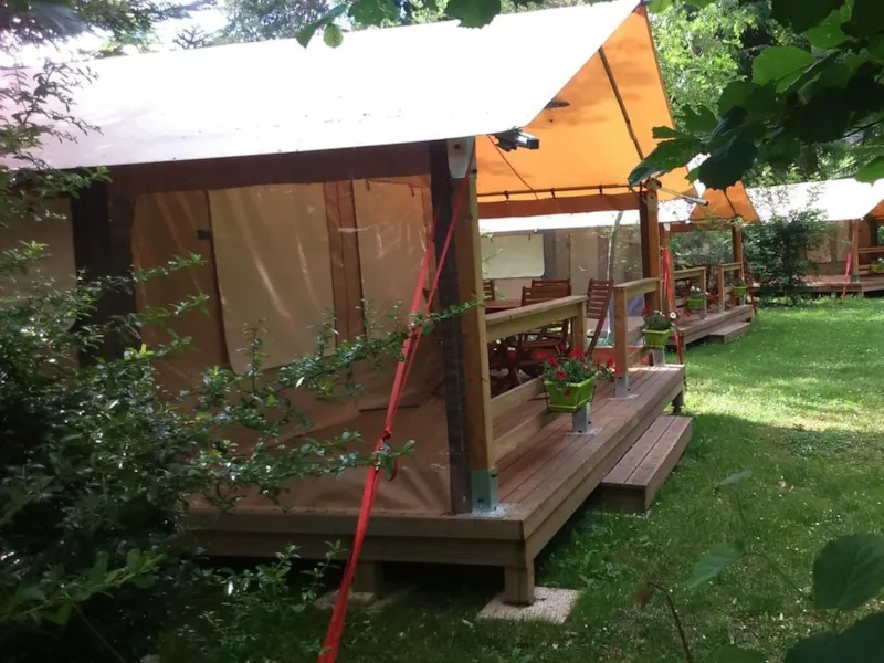 Tente Eden Standard 30M² 2 Chambres - Sans Sanitaires + Vue Sur Le Lot + Terrasse Couverte 11.5M²