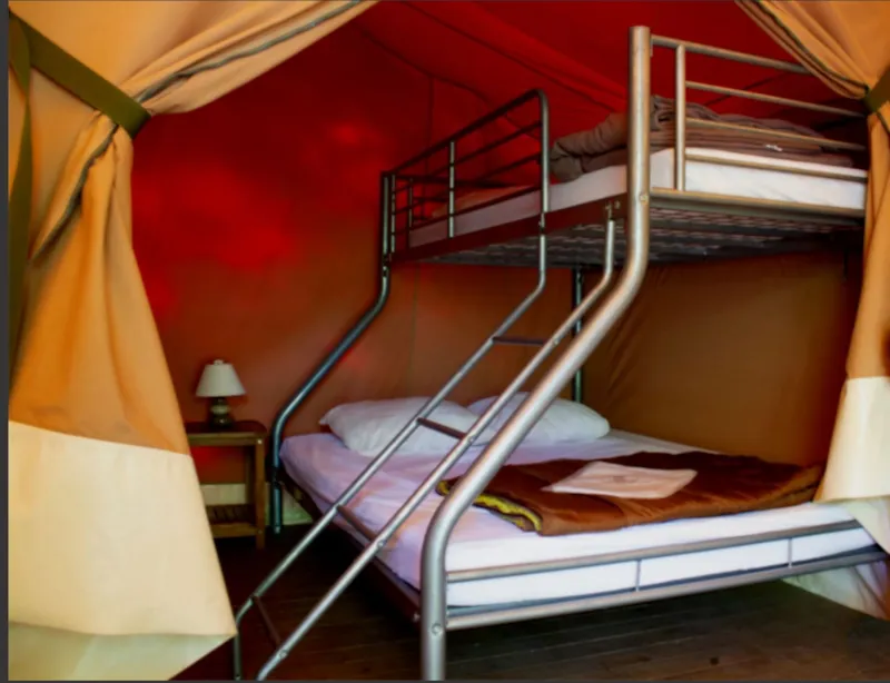 Tente Eden Standard 30M² 2 Chambres - Sans Sanitaires + Vue Sur Le Lot + Terrasse Couverte 11.5M²