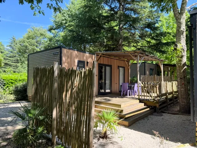 Location - Mobil-Home Premium 30M² 2 Chambres + Terrasse Semi-Couverte 24M² - Tv - Clim - Flower Camping LA PLAGE à St Cirq Lapopie