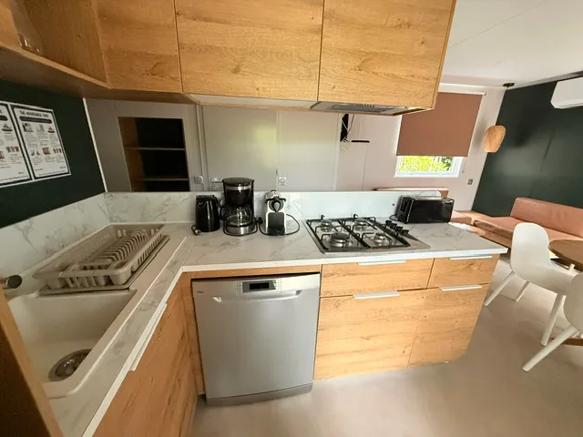 Mobil-Home Premium 40M² Avec Spa -3 Chambres - 2 Salles De Bain + Terrasse 25M² - Tv - Clim -