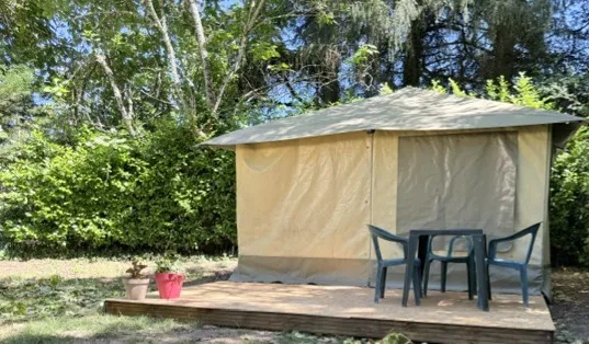 Location - Tente Prêt À Camper 16M² 2  - Sans Sanitaires - Flower Camping LA PLAGE à St Cirq Lapopie