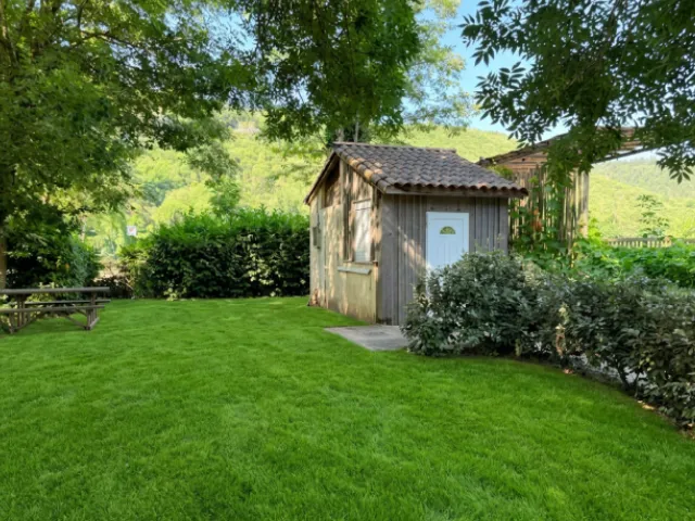 Emplacement Premium Avec Sanitaire Individuel