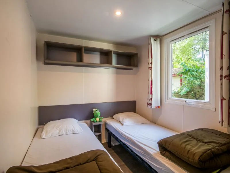 Mobil-Home Confort 28 M² – Clim-Terrasse Couverte – Idéal Pour Les Familles