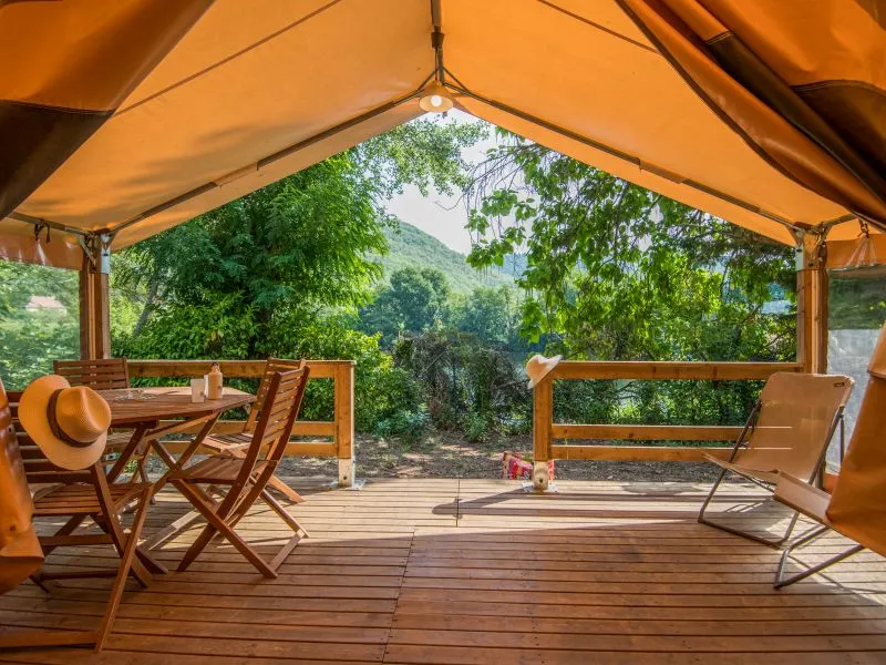 Tente Eden Standard 30M² 2 Chambres - Sans Sanitaires + Vue Sur Le Lot + Terrasse Couverte 11.5M²