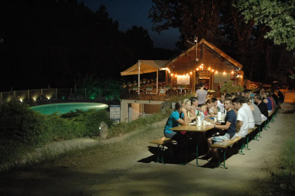 Camping LA TRUFFIERE à Saint Cirq Lapopie