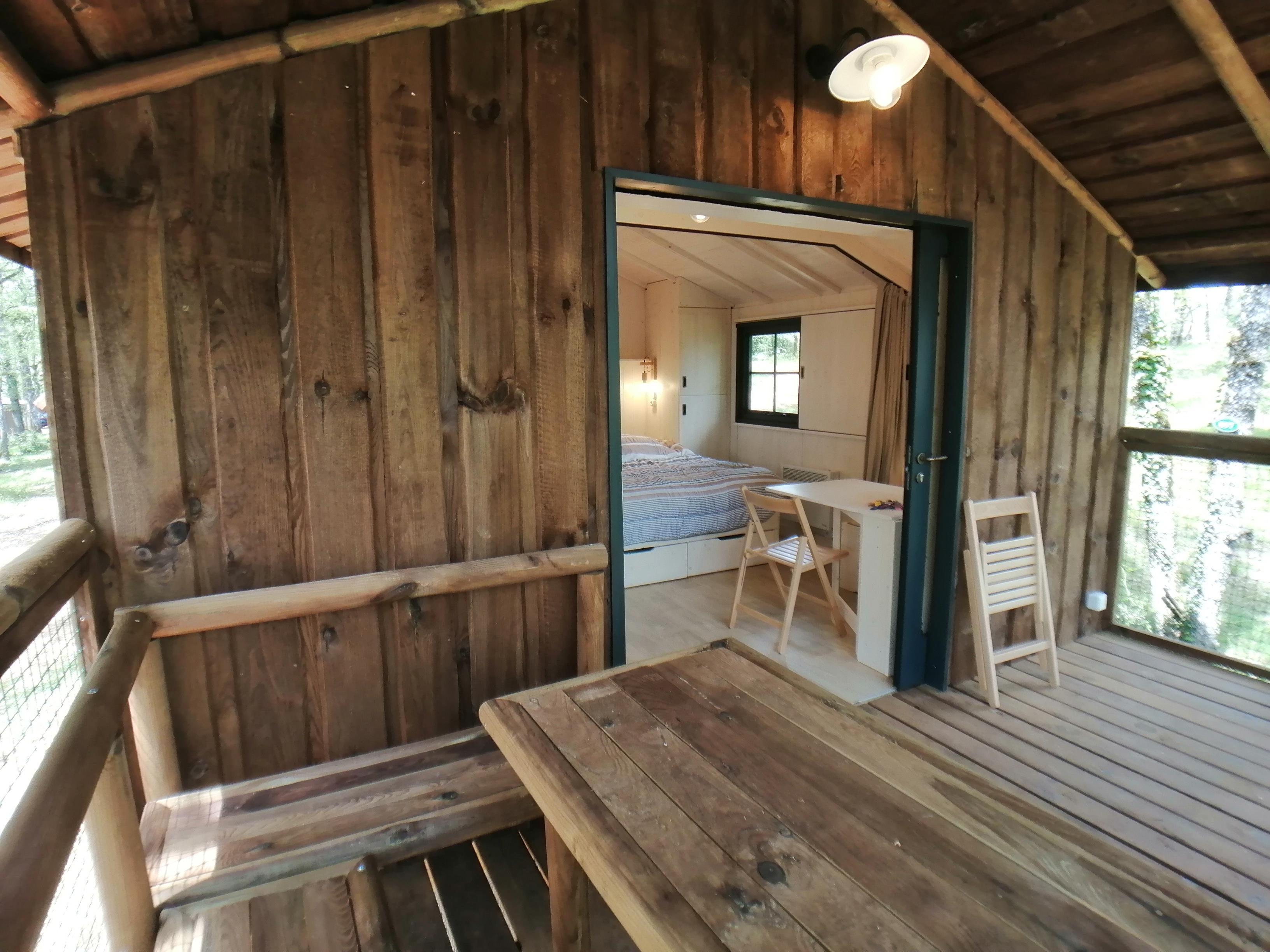 Location - Cabane Deluxe Duo Sur Pilotis Vue Panoramique - Camping LA TRUFFIERE à Saint Cirq Lapopie Location - Cabane Deluxe Duo Sur Pilotis Vue Panoramique - Camping LA TRUFFIERE à Saint Cirq Lapopie