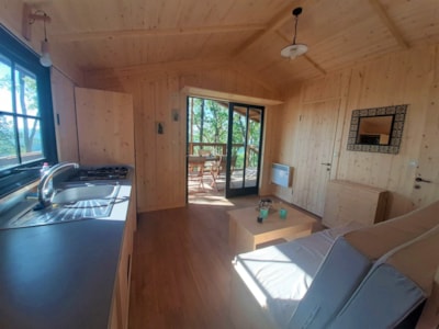 DELUXE FAMILY CABIN ON STILLS