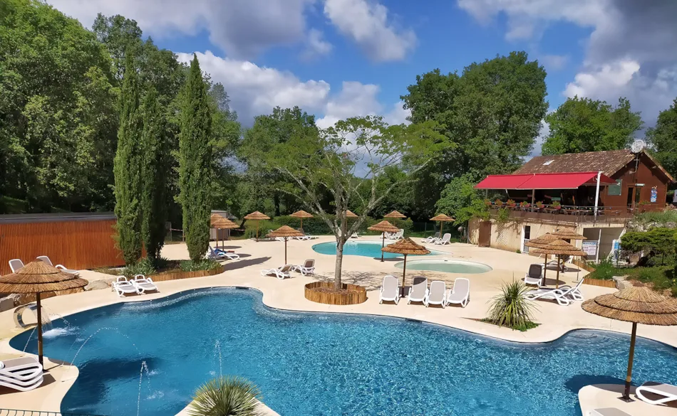 Camping LA TRUFFIERE à Saint Cirq Lapopie