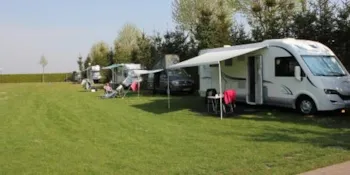 Emplacement - Emplacement Confort 120M² Camping-Car Électricité 6A - Camping Geelenhoof