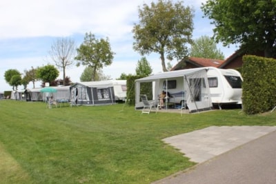 Comfort pitch caravan 120m² / 6 amp. — 4