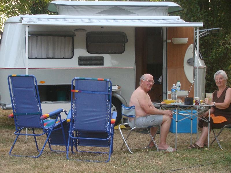 Camping LES GRAVES — Foto 3