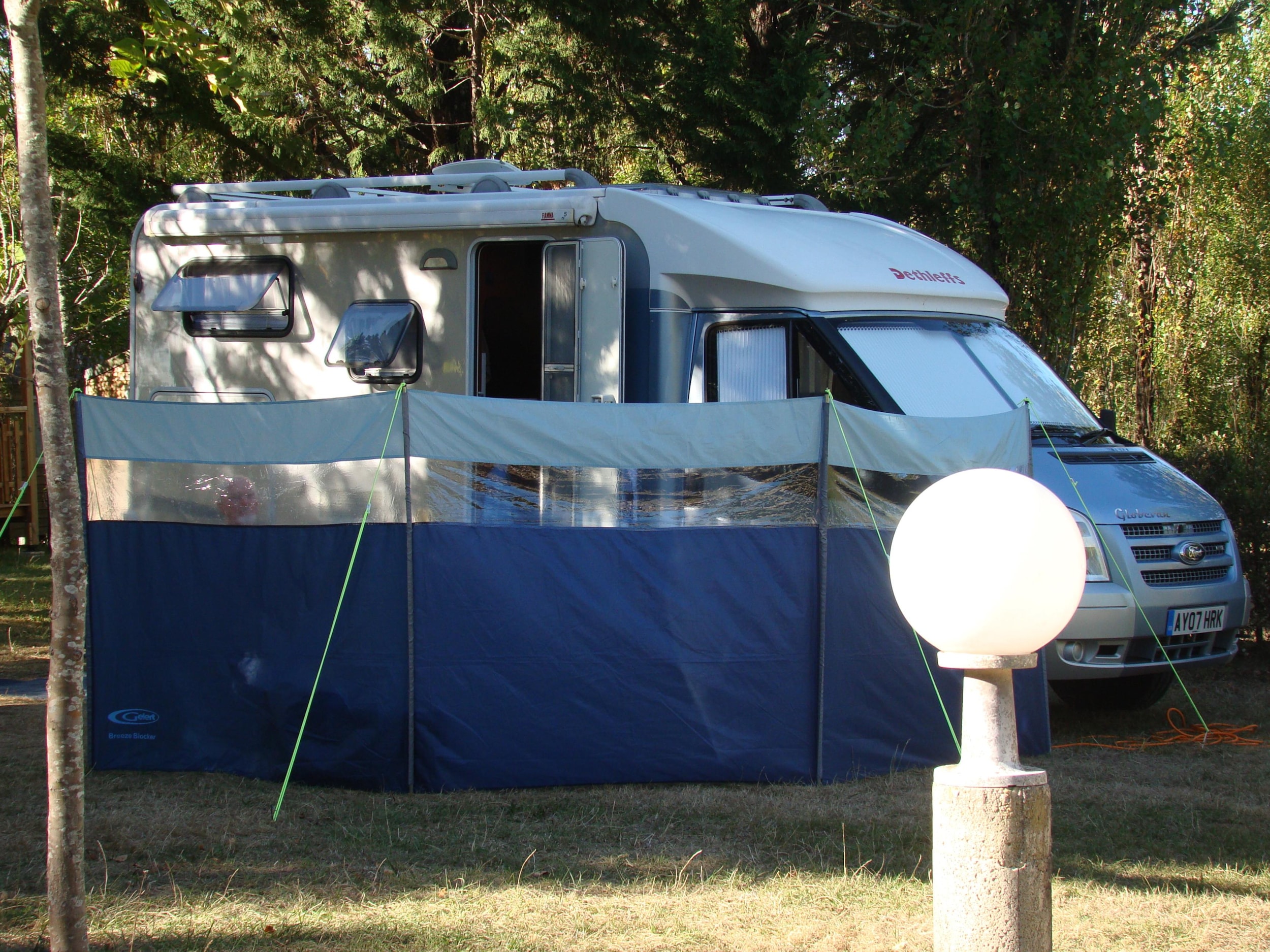 Camping LES GRAVES — Foto 4