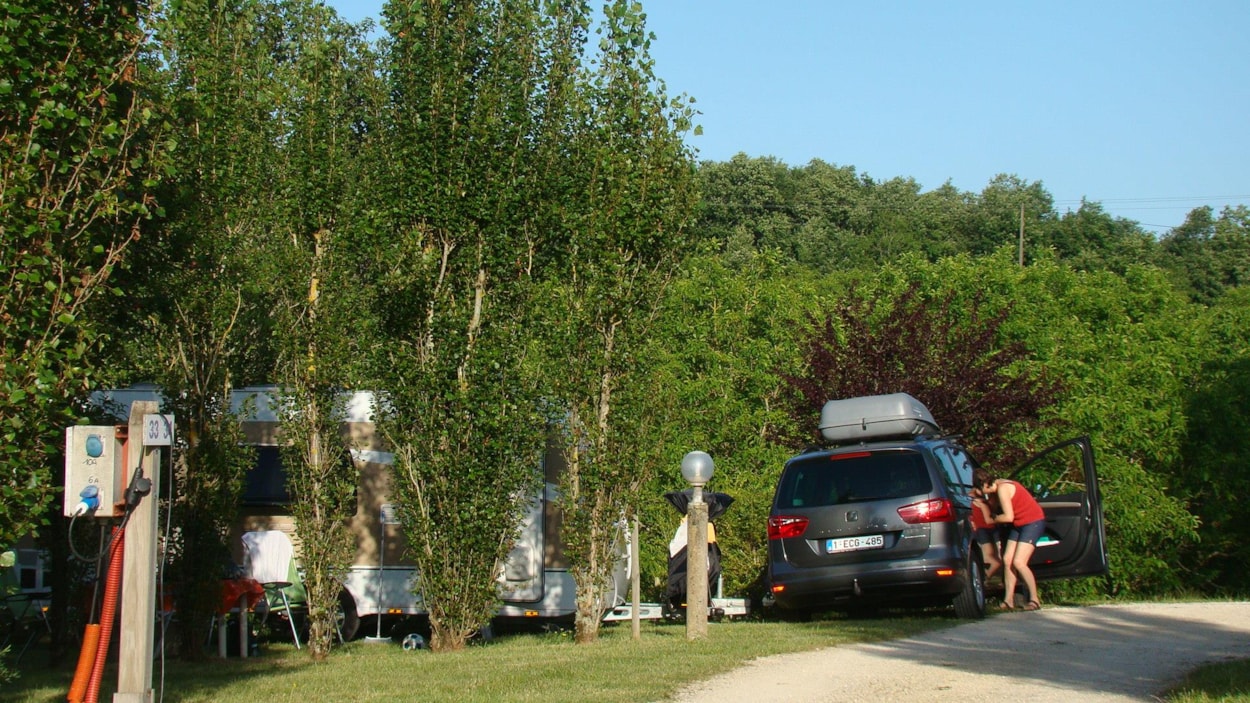 Camping LES GRAVES