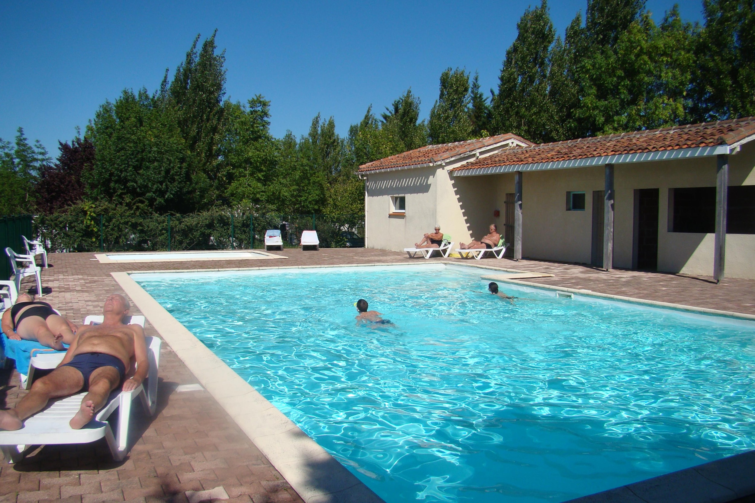 Camping LES GRAVES — Foto 7