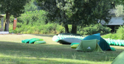 Emplacement - Forfait Randonneur À Pied / À Vélo / En Canoë Avec Tente - Camping Les Borgnes