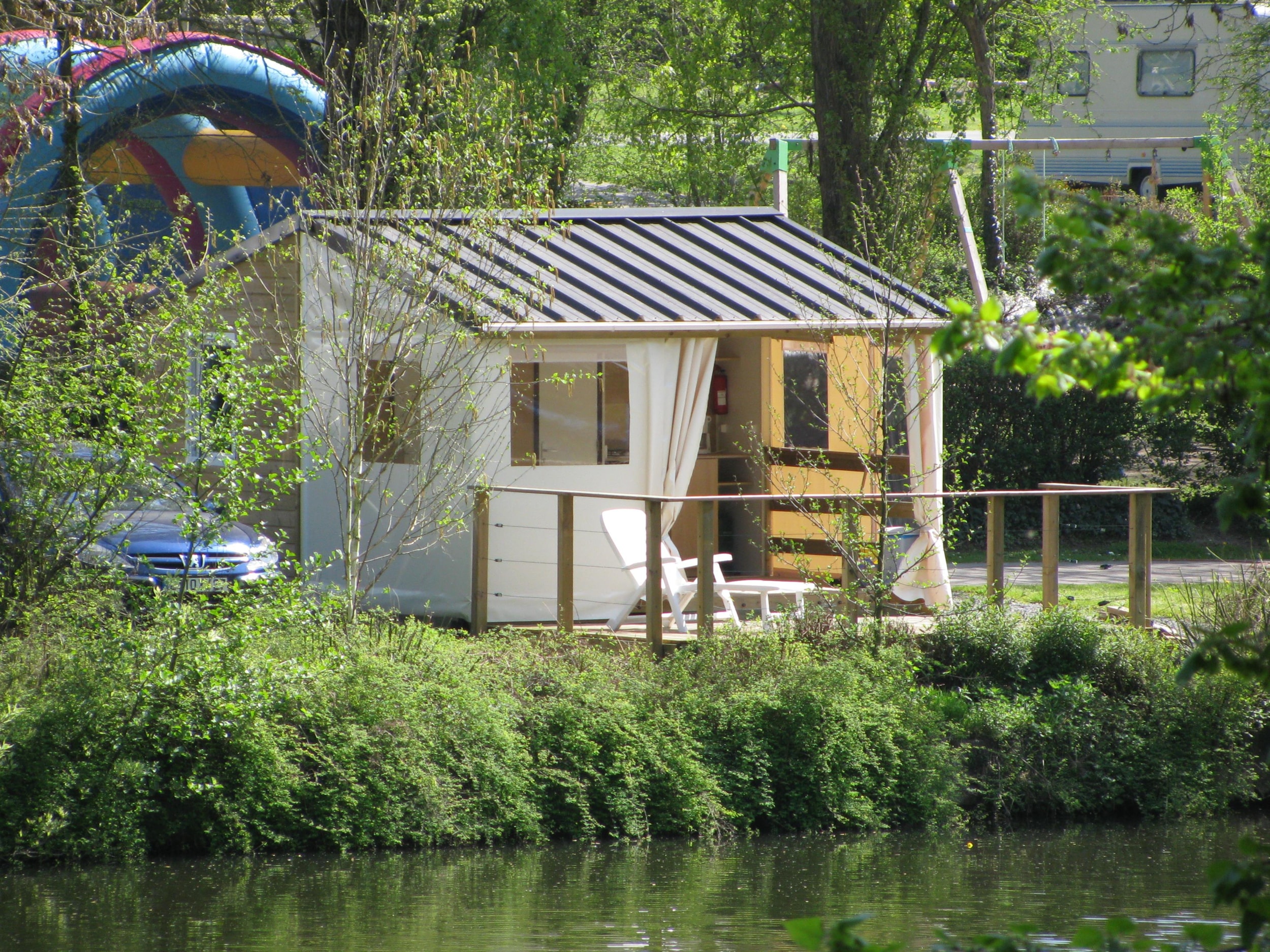 Camping Les Rochers des Parcs — Photo 1