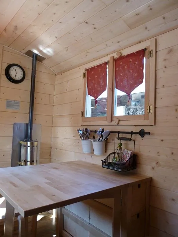 Roulotte Au Bord De L'eau