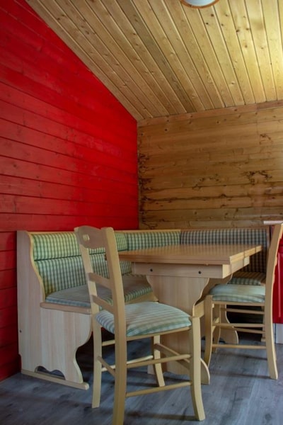 Chalet — 5