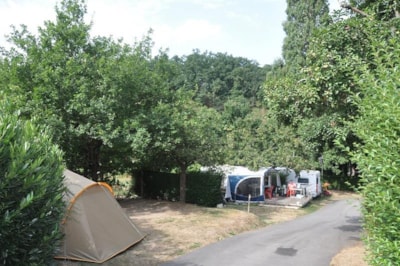 STANDARD CONFORT Package: Pitch + 1 car + electricity — 7