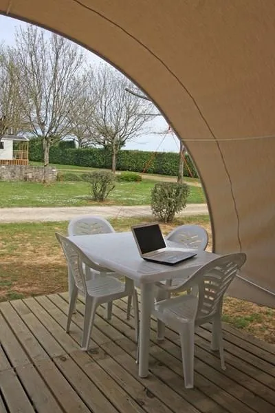 Roulotte Insolite Nature Coco Sweet 2 Ch.