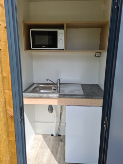 PREMIUM PITCH with private individual sanitary facilities