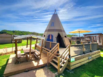 Mietunterkunft - Tipi Insolite Premium 2 Ch. - Sdb - Le Ventoulou Sites et Paysages