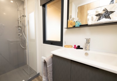 Cottage Premium "Route de la noix" 5 ch. - TV - CLIM - LV - 3 SDB