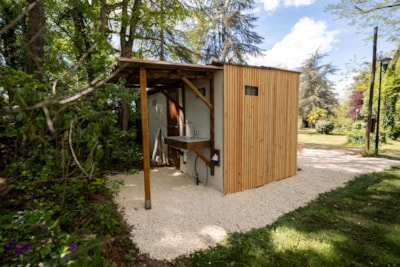 Pitch with private sanitary facilities