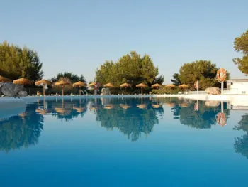 YELLOH! VILLAGE - LES BALEARES SON BOU - Ucamping