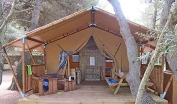 Mietunterkunft - Zelt Lodge Safari ** (2 Zimmer Ohne Sanitäranlagen) - YELLOH! VILLAGE - LES BALEARES SON BOU