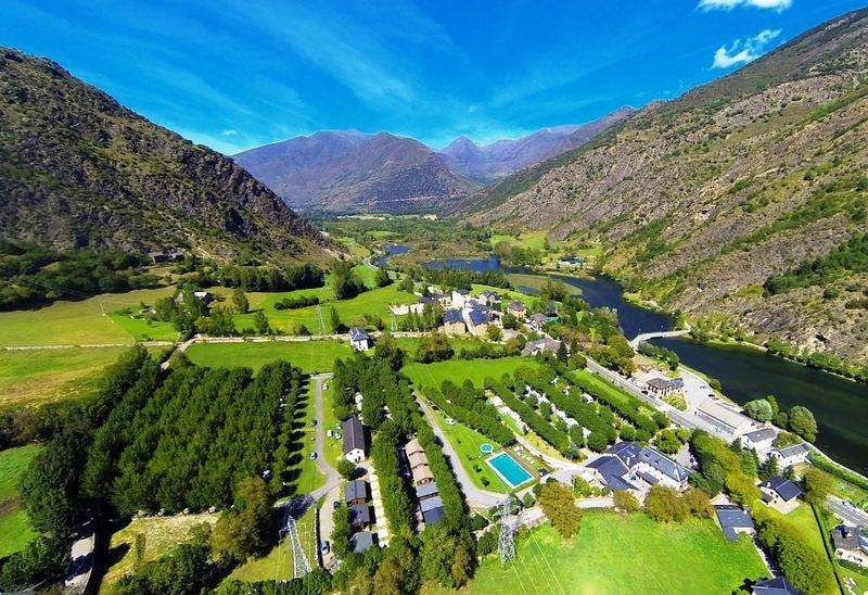 Nou Camping — Foto 1