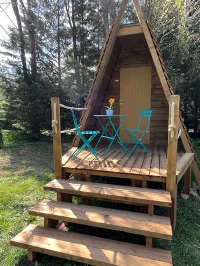 Unusual accommodation - Wooden tent - 6 m² — 2