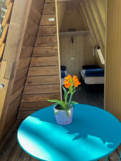 Unusual accommodation - Wooden tent - 6 m² — 8